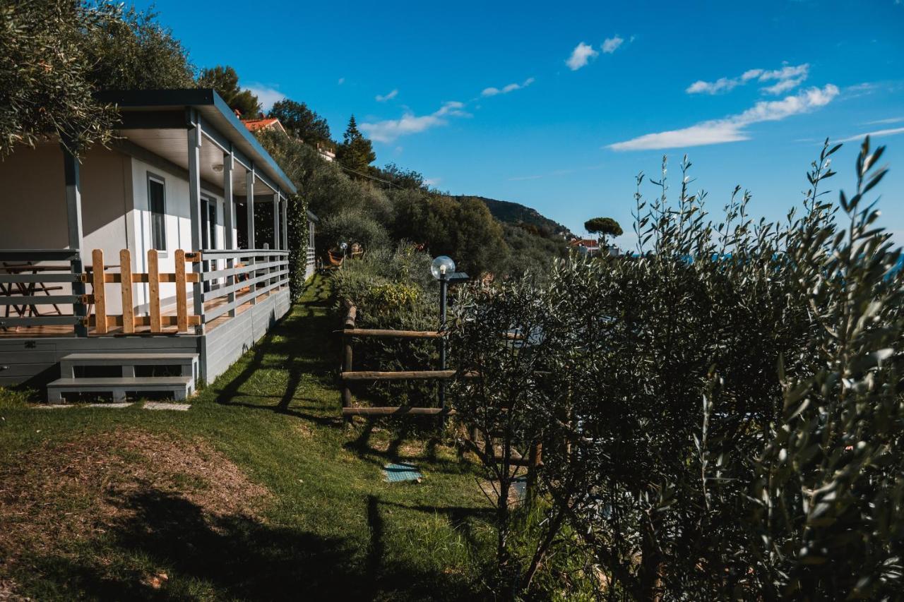 Agriturismo Rose Di Pietra Pietra Ligure Extérieur photo