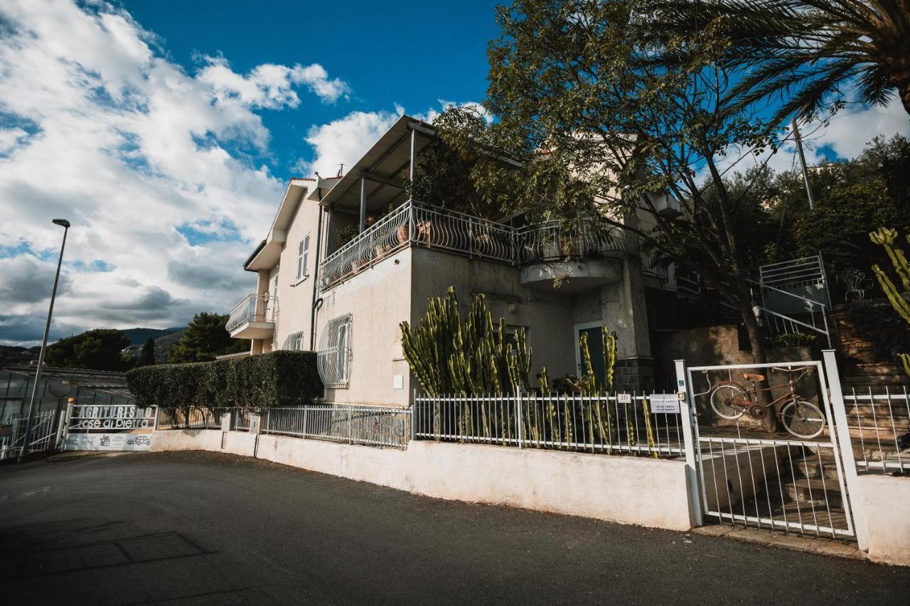 Agriturismo Rose Di Pietra Pietra Ligure Extérieur photo